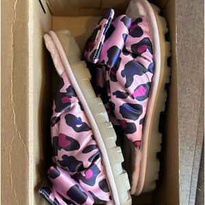 UGG Lushette leopard puffer slippers